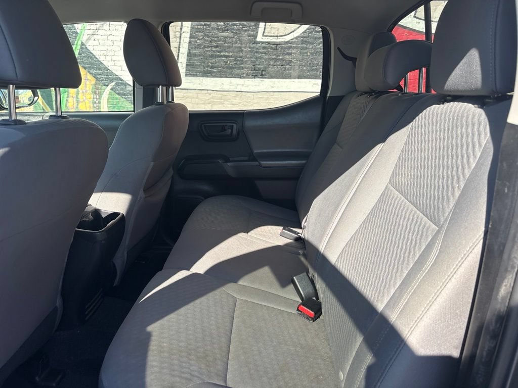 Used 2022 Toyota Tacoma SR w/ SR Convenience Package RWD image 19