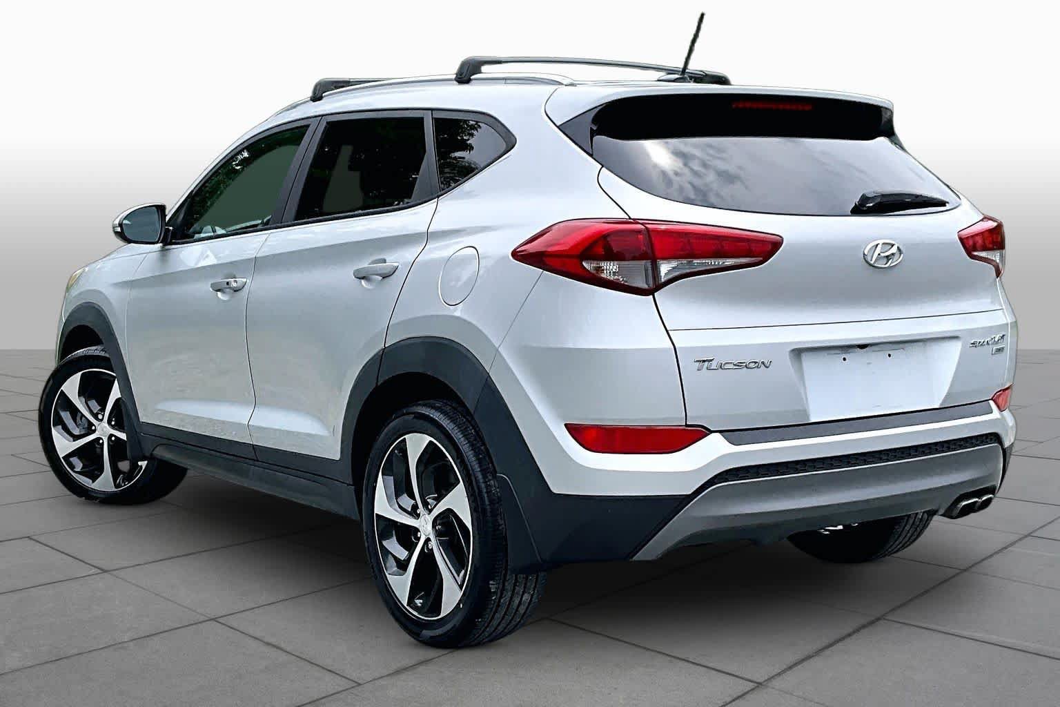 Used 2016 Hyundai Tucson Sport AWD/4WD image 12