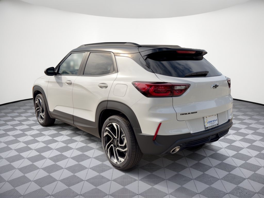 New 2026 Chevrolet TrailBlazer RS w/ Driver Confidence Package FWD image 3