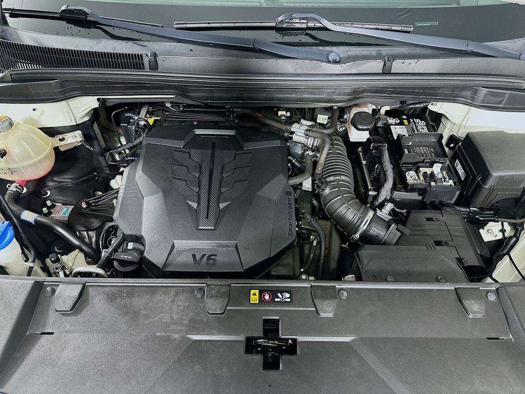 Used 2022 Kia Carnival LX FWD image 32