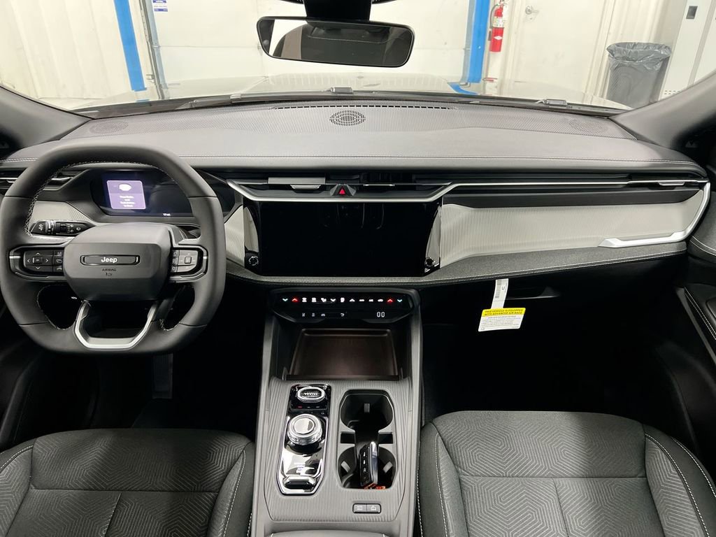 New 2026 Jeep Cherokee Laredo AWD/4WD image 10