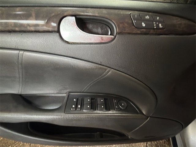 Used 2006 Buick Lucerne CXS w/ Driver Confidence Package image 13