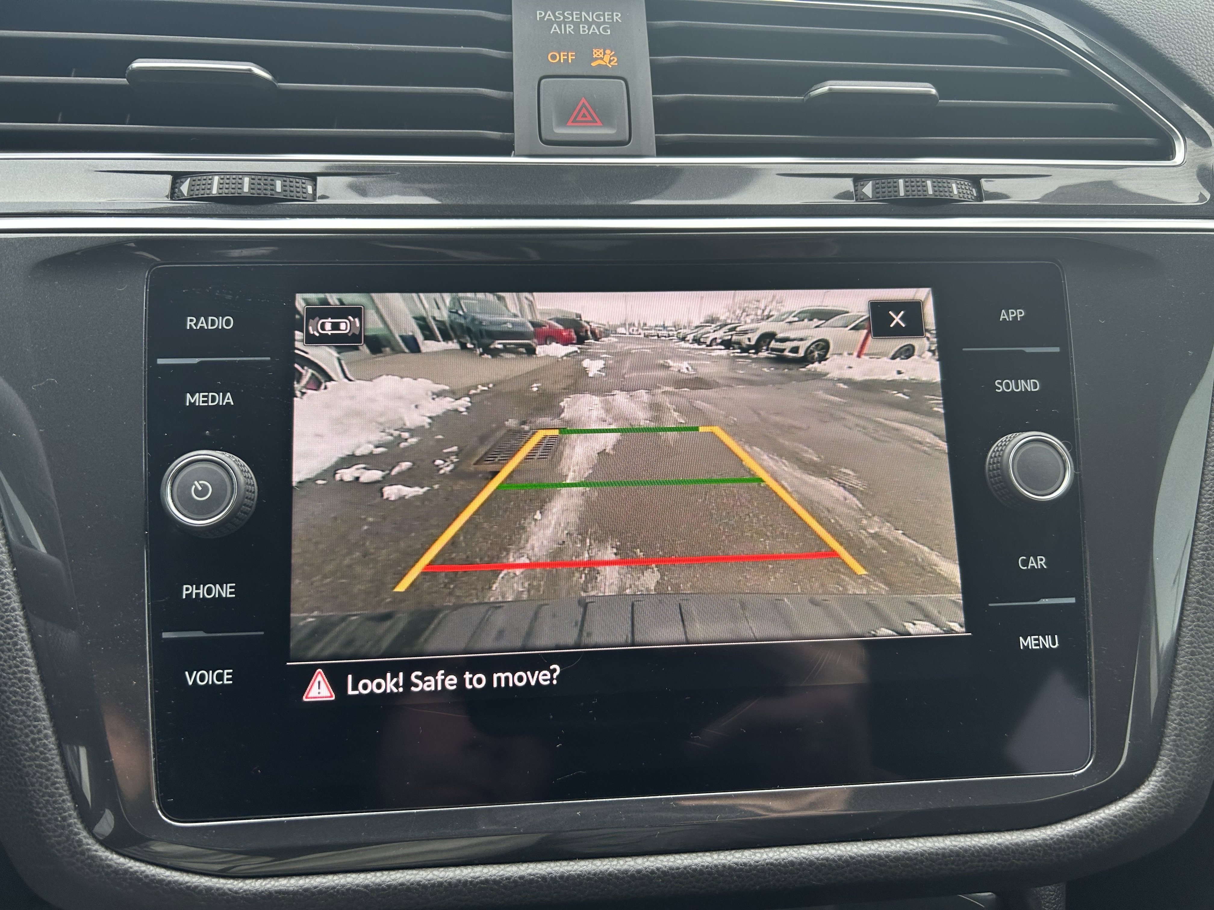 Certified 2023 Volkswagen Tiguan SE R-Line image 17