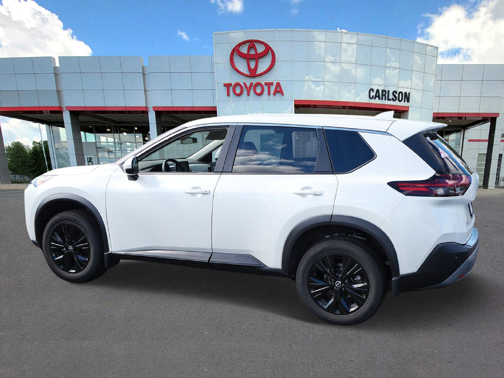 Used 2022 Nissan Rogue SV AWD/4WD image 6