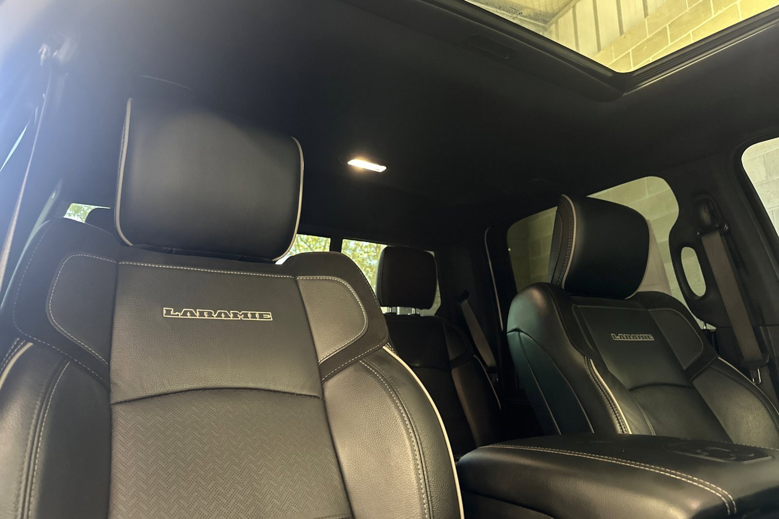 Used 2020 RAM 3500 Laramie image 17