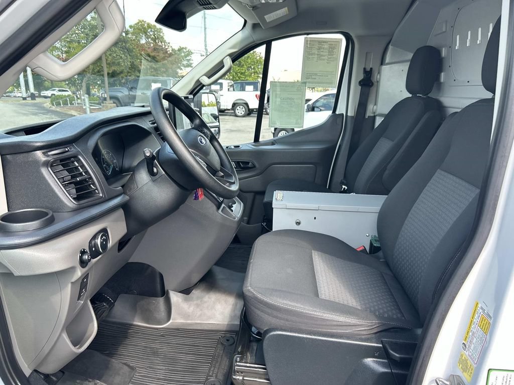 Used 2022 Ford Transit 250 Low Roof AWD image 29