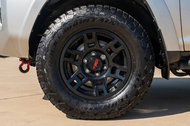 Certified 2022 Toyota 4Runner TRD Off-Road Premium AWD/4WD image 6