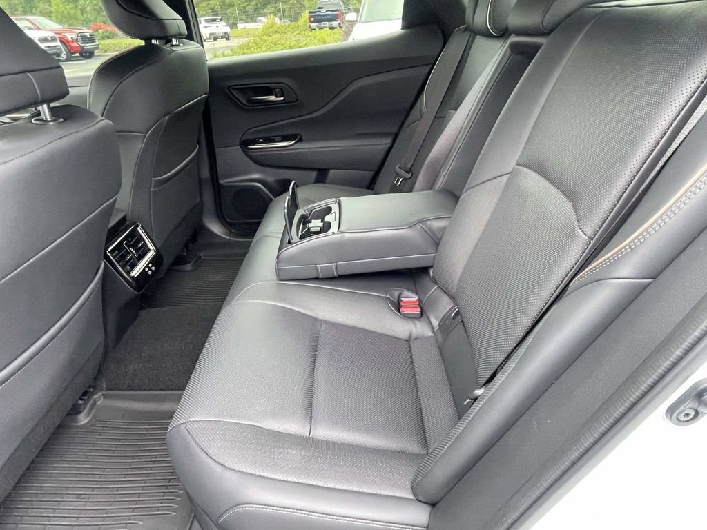 Used 2026 Toyota Crown AWD/4WD image 9