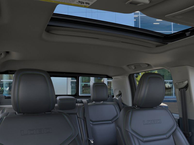 New 2025 Ford Maverick Lobo image 12