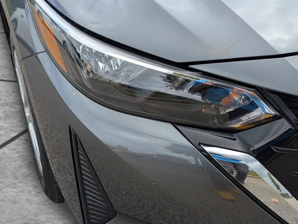 New 2025 Nissan Sentra S FWD image 9