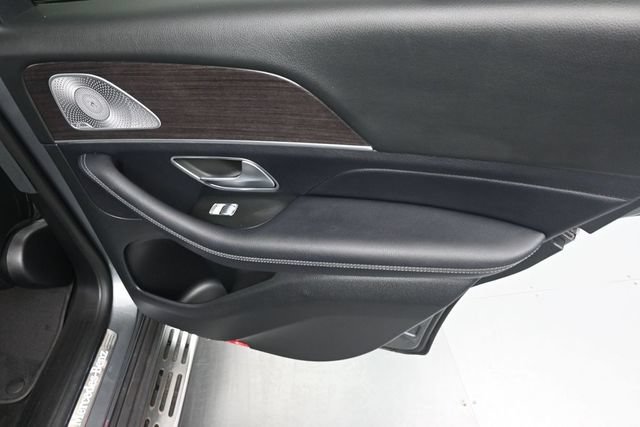 Used 2020 Mercedes-Benz GLE 350 w/ Premium Package image 7