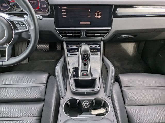 Used 2023 Porsche Cayenne Platinum Edition AWD/4WD image 17