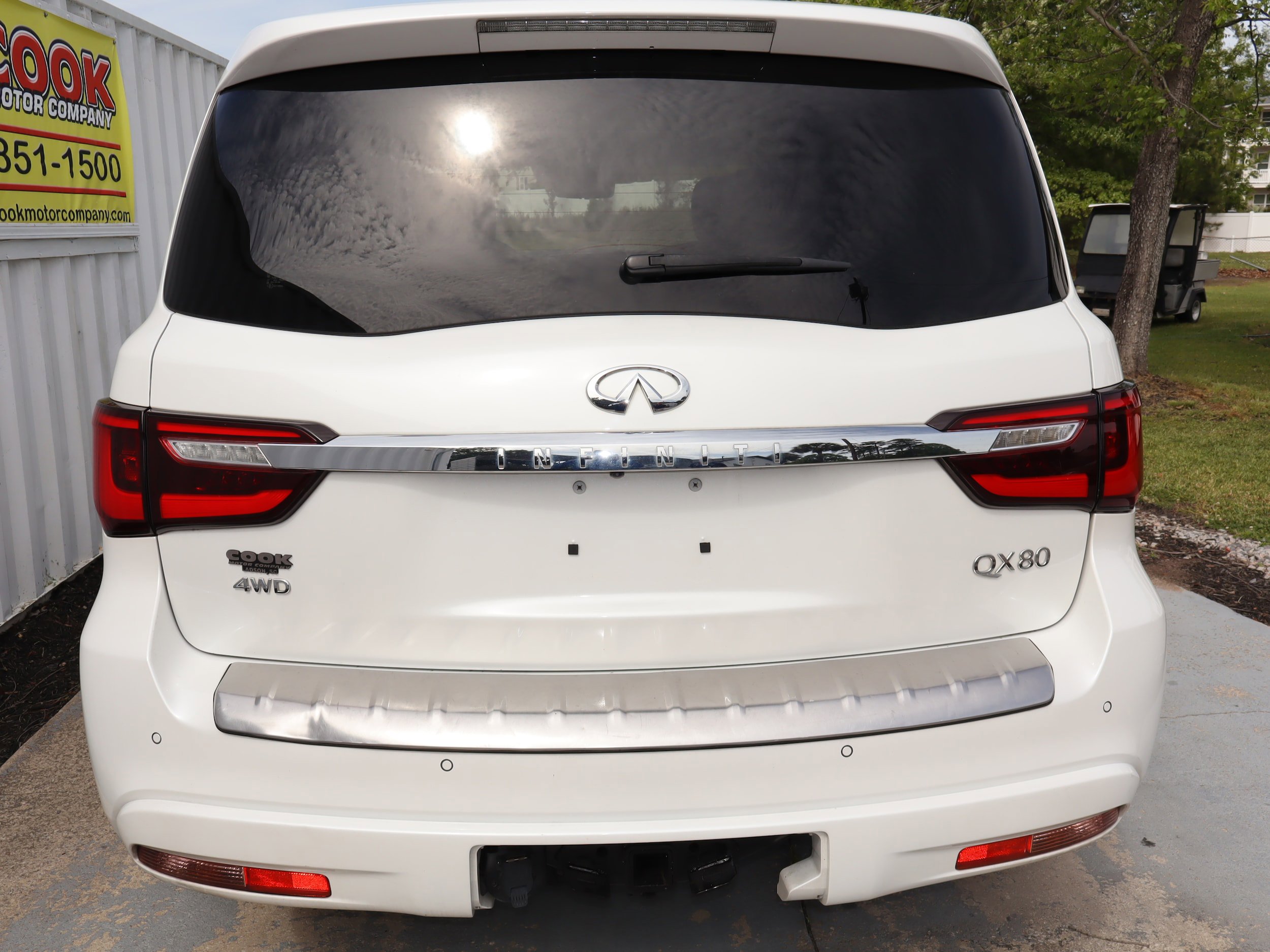 Used 2021 INFINITI QX80 Luxe AWD/4WD image 9