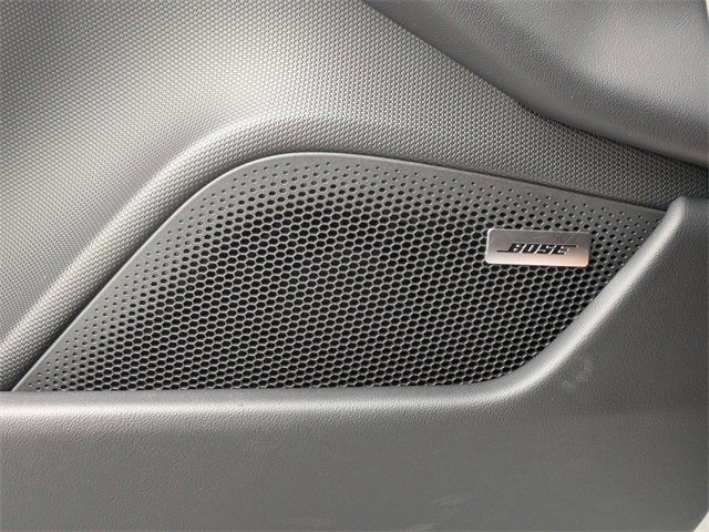 Used 2025 Porsche Taycan image 22