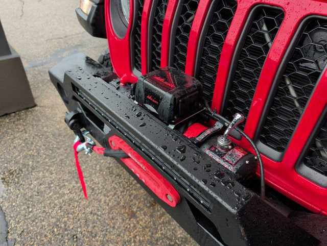 Used 2023 Jeep Gladiator Mojave w/ Cold Weather Group AWD/4WD image 30