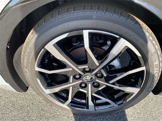 New 2025 Toyota Prius Plug-In Hybrid image 34