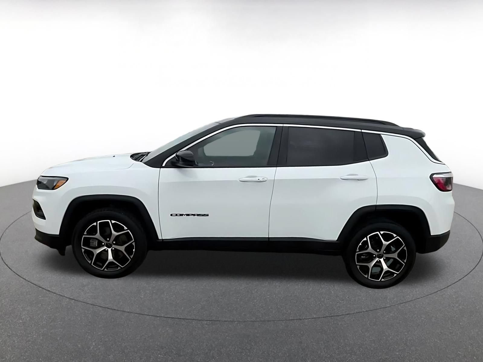 Used 2025 Jeep Compass Limited AWD/4WD image 8