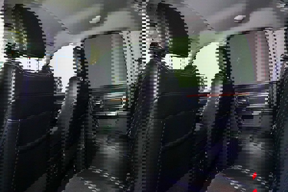 Used 2018 RAM 1500 Laramie image 22