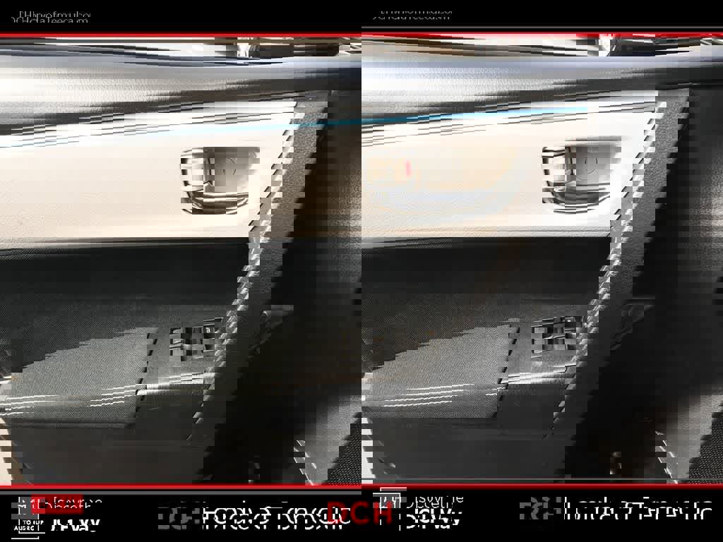 Used 2014 Toyota Corolla LE image 16