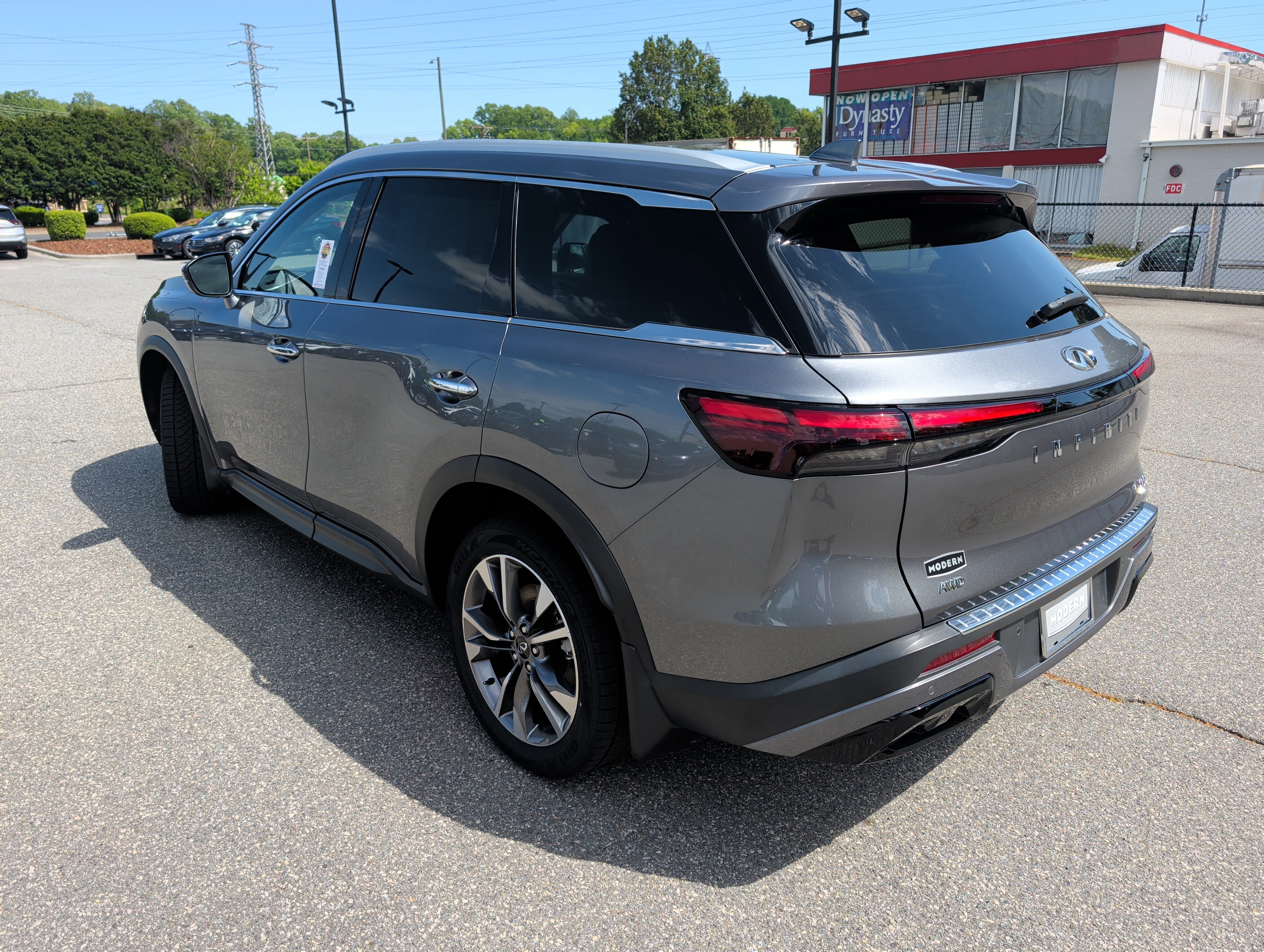 Certified 2023 INFINITI QX60 Luxe w/ Cargo Package image 5