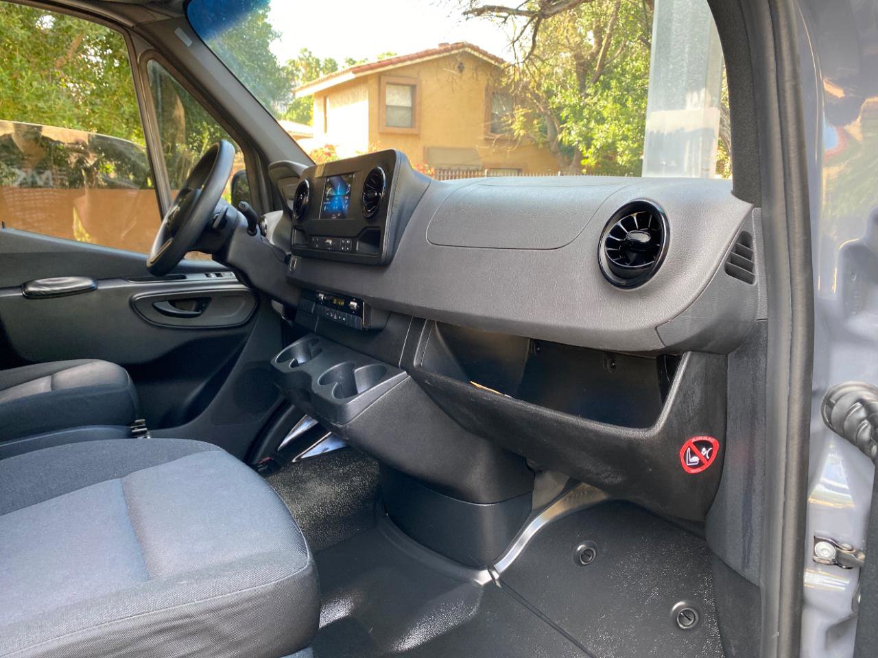 Used 2023 Mercedes-Benz Sprinter 2500 image 39