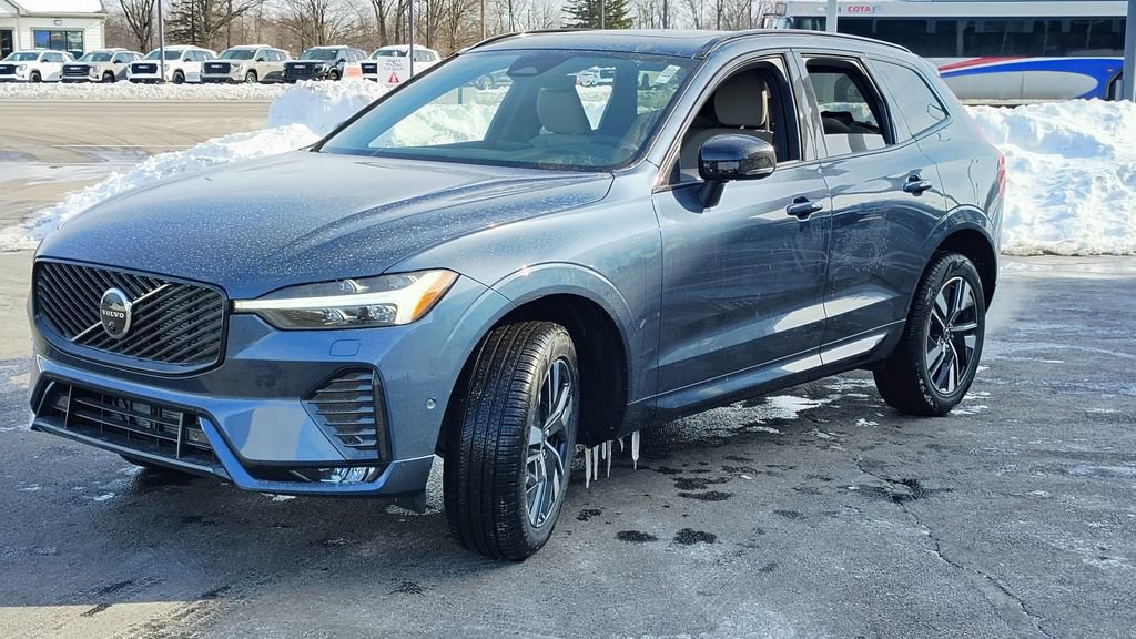 New 2026 Volvo XC60 B5 Plus w/ Protection Package Premier AWD/4WD image 6