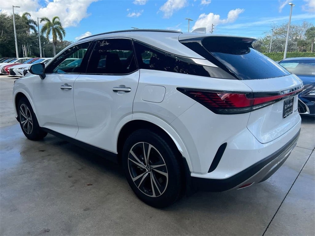 New 2026 Lexus RX 350h image 5