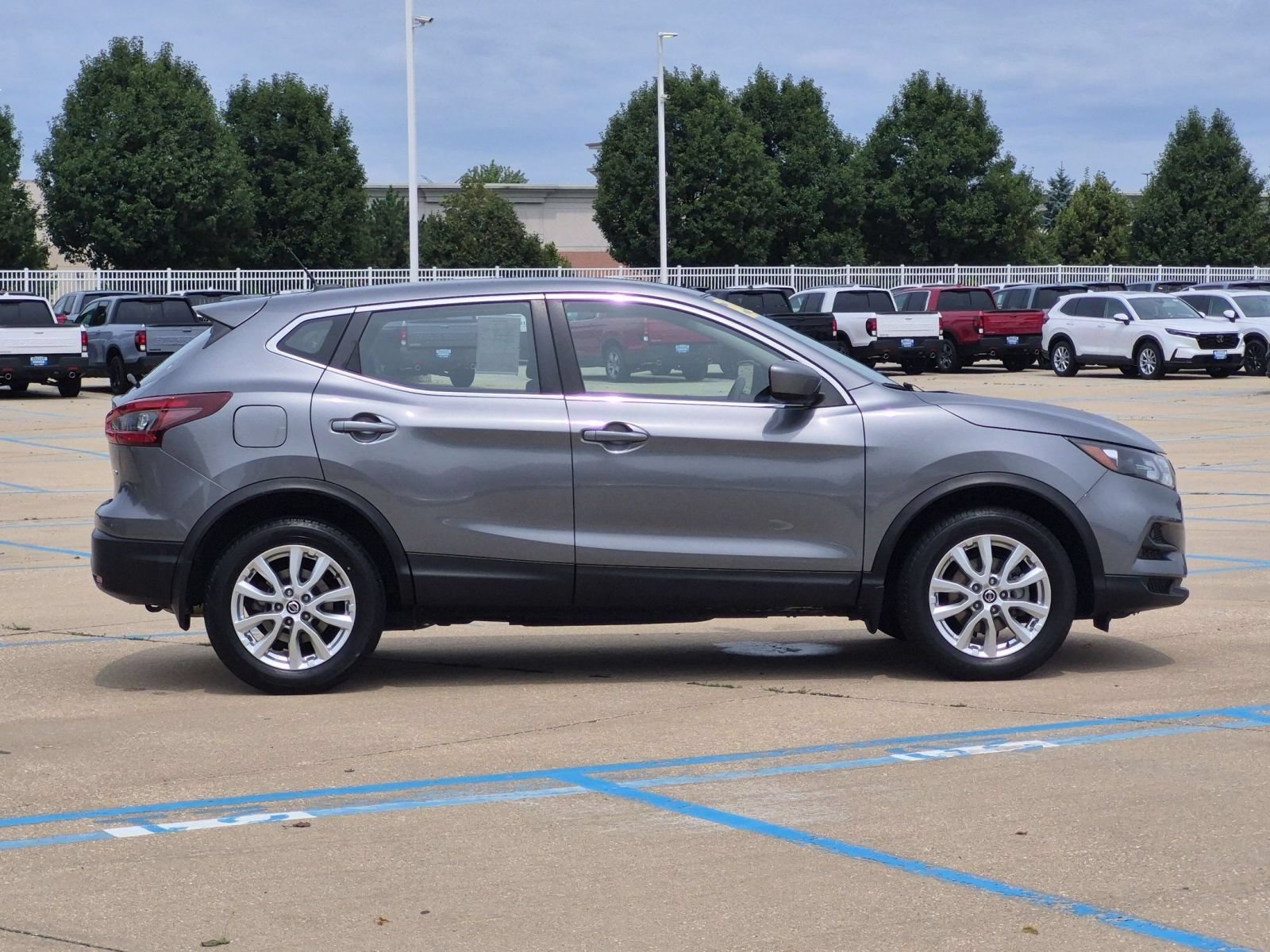 Used 2021 Nissan Rogue Sport S AWD/4WD image 5