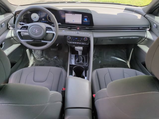 Certified 2023 Hyundai Elantra SEL w/ Convenience Package FWD image 14