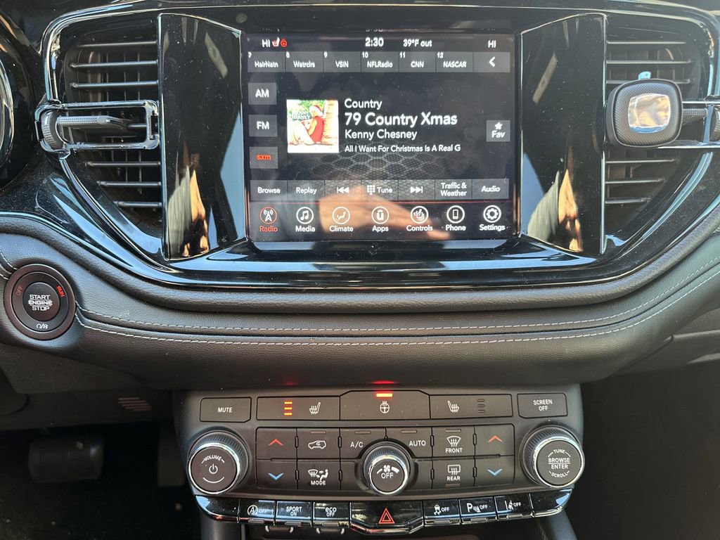 Used 2022 Dodge Durango GT image 31