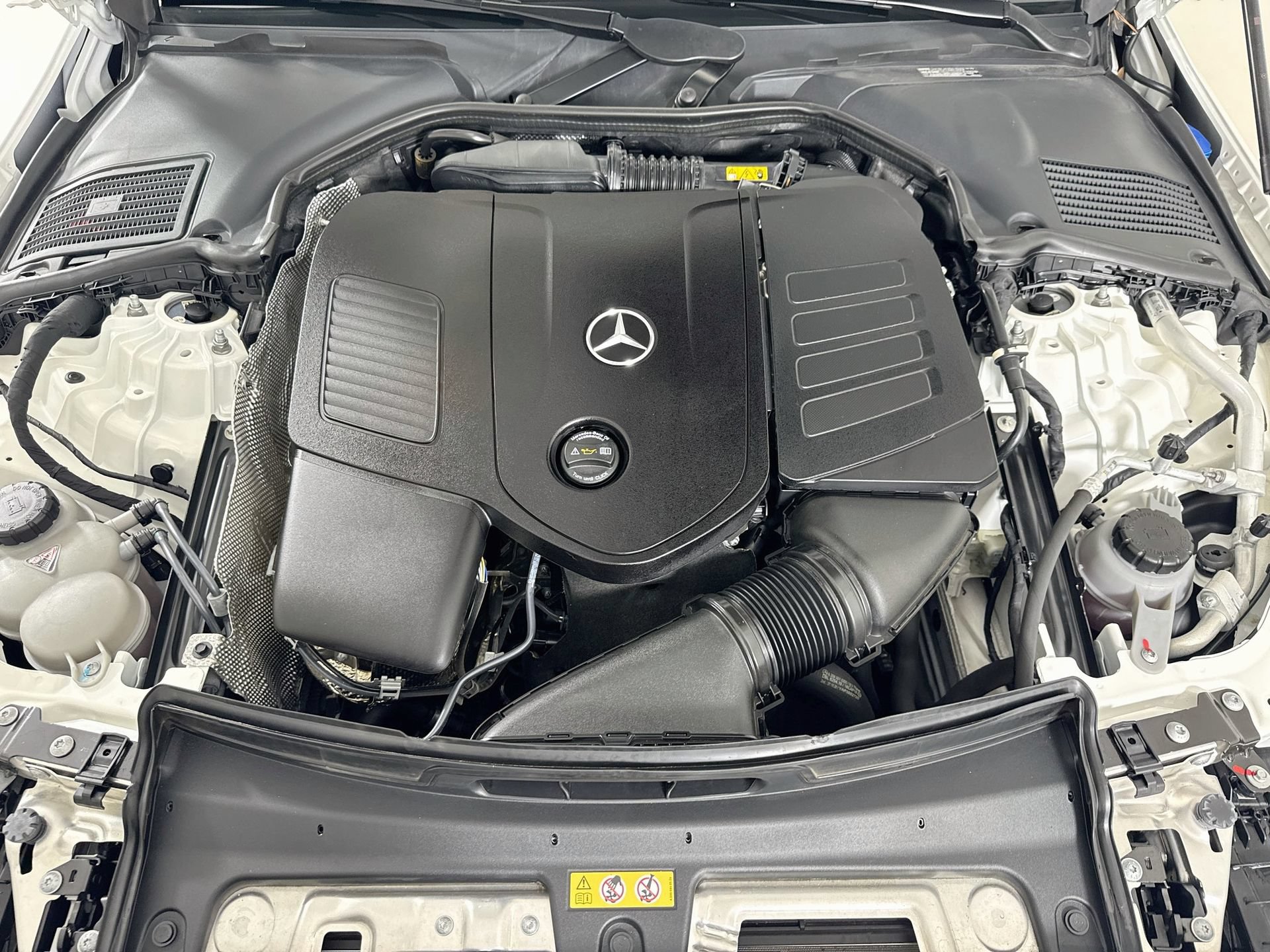 Used 2023 Mercedes-Benz C 300 Sedan image 31
