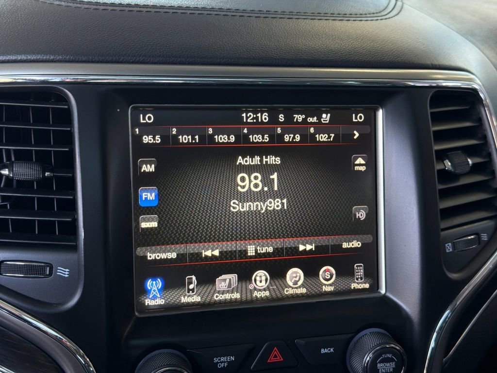 Used 2017 Jeep Grand Cherokee Summit AWD/4WD image 18
