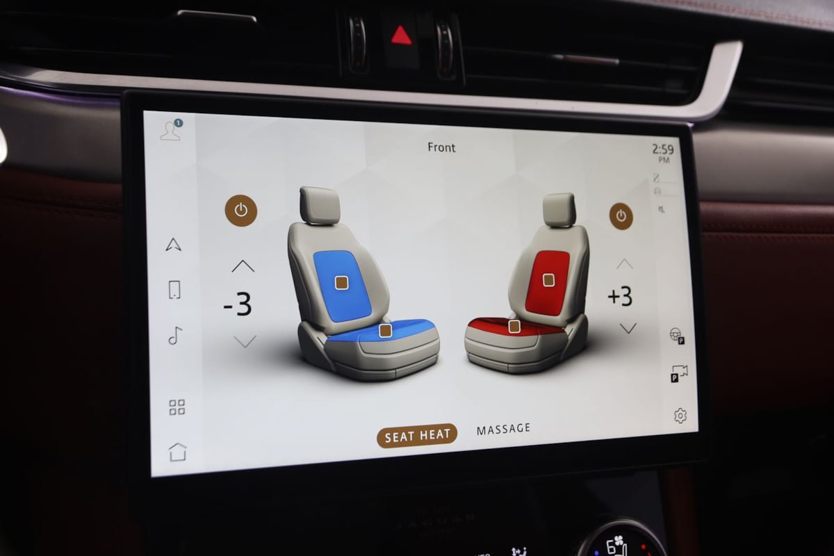 Used 2024 Jaguar F-PACE R-Dynamic S AWD/4WD image 9