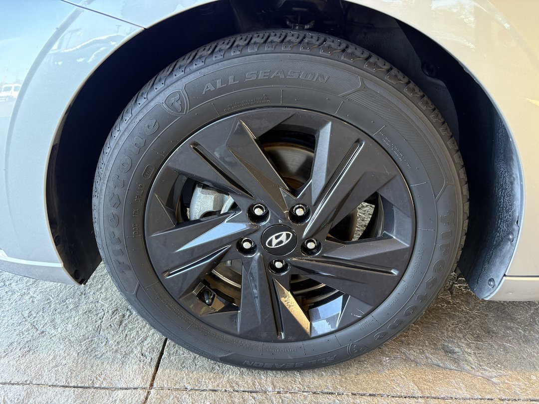 Used 2021 Hyundai Elantra SEL FWD image 10