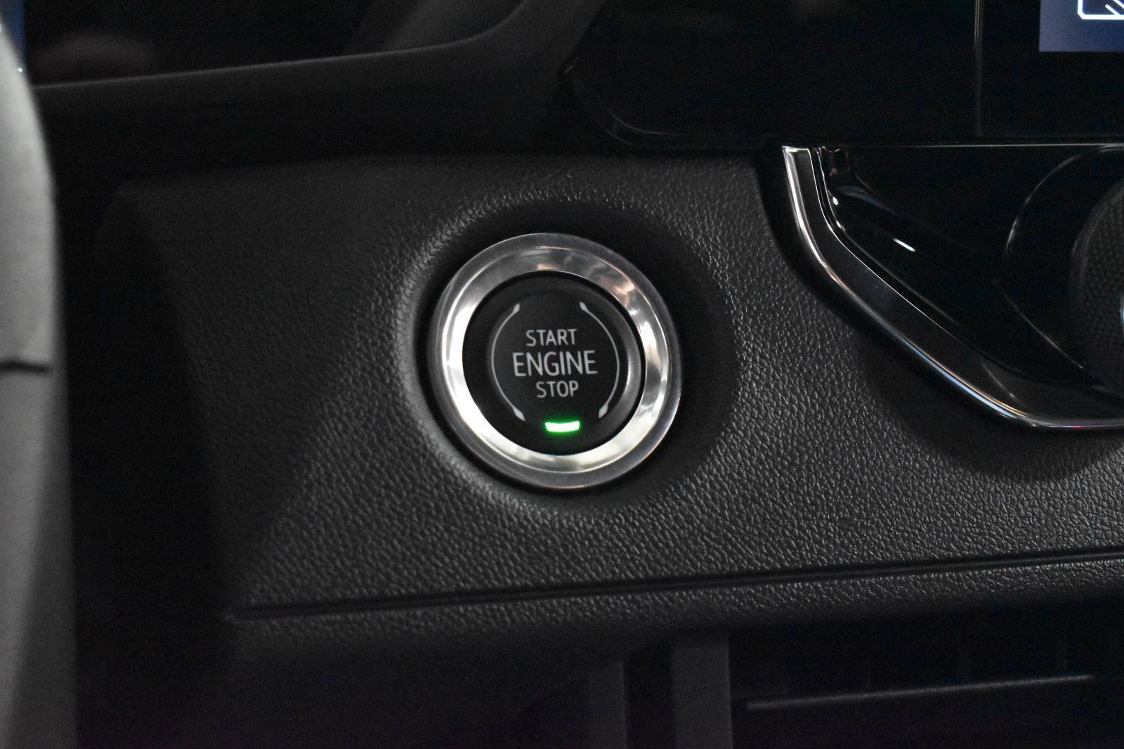 Used 2023 Chevrolet Colorado Trail Boss w/ LPO, Dark Essentials Package image 16