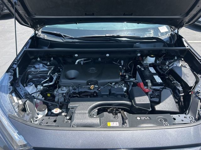 Used 2024 Toyota RAV4 XLE AWD/4WD image 15