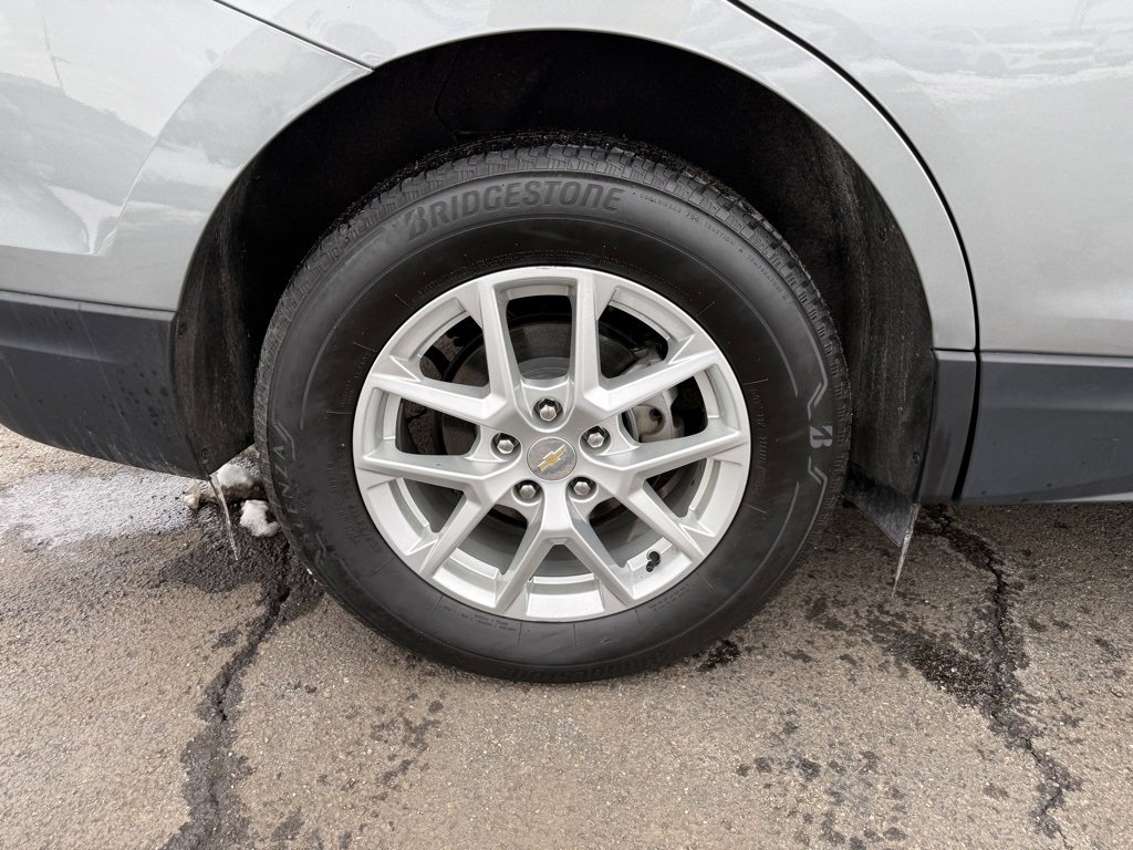 Used 2023 Chevrolet Equinox LT w/ Driver Convenience Package image 31