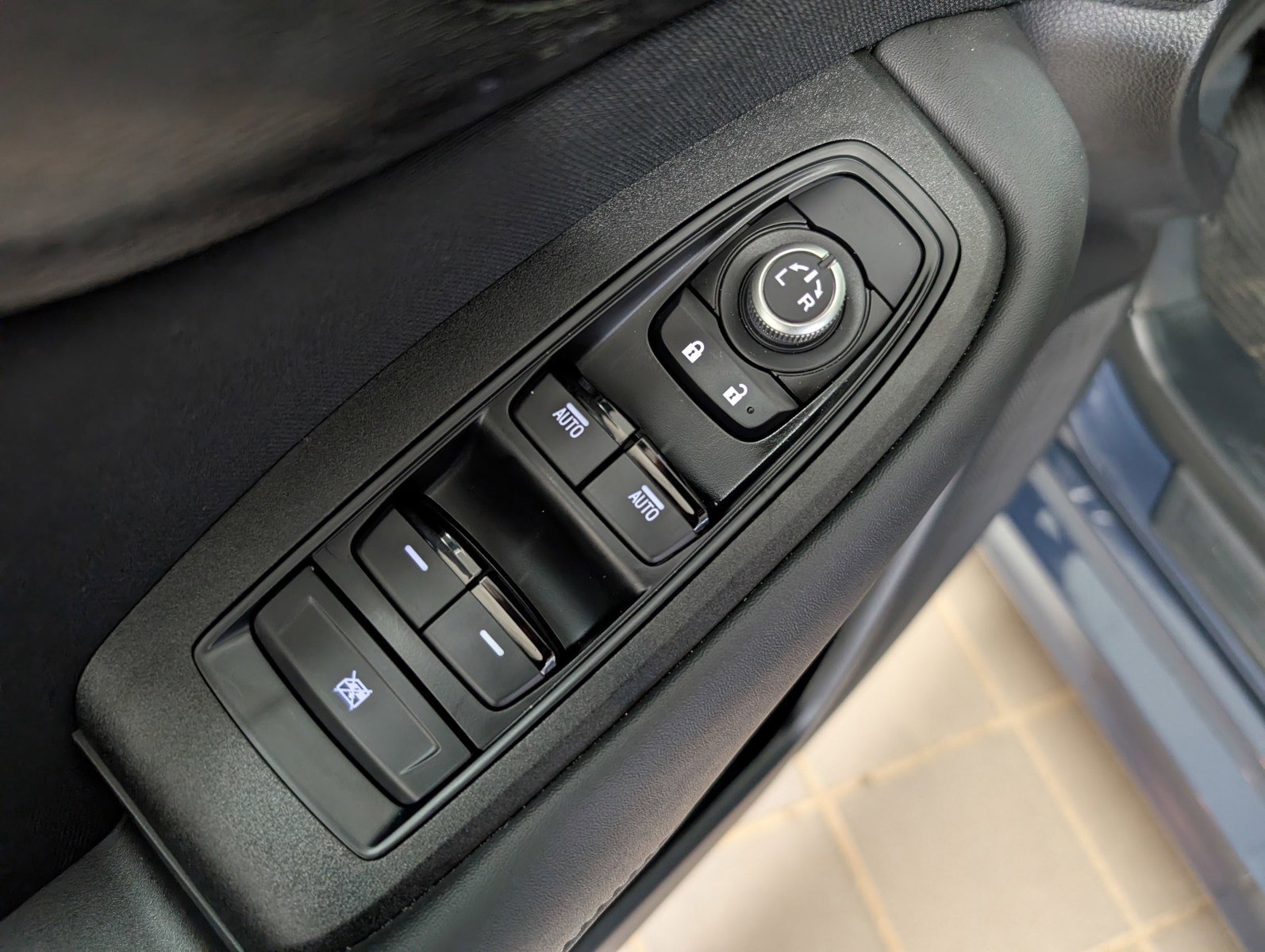 Used 2025 Subaru Legacy Premium image 24