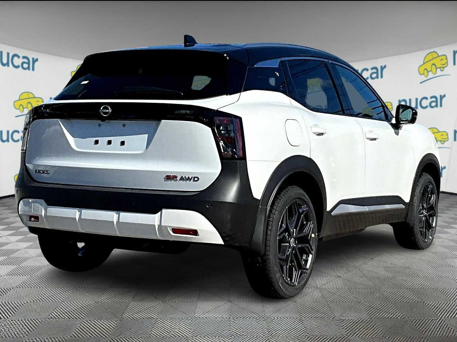 New 2025 Nissan Kicks SR image 7