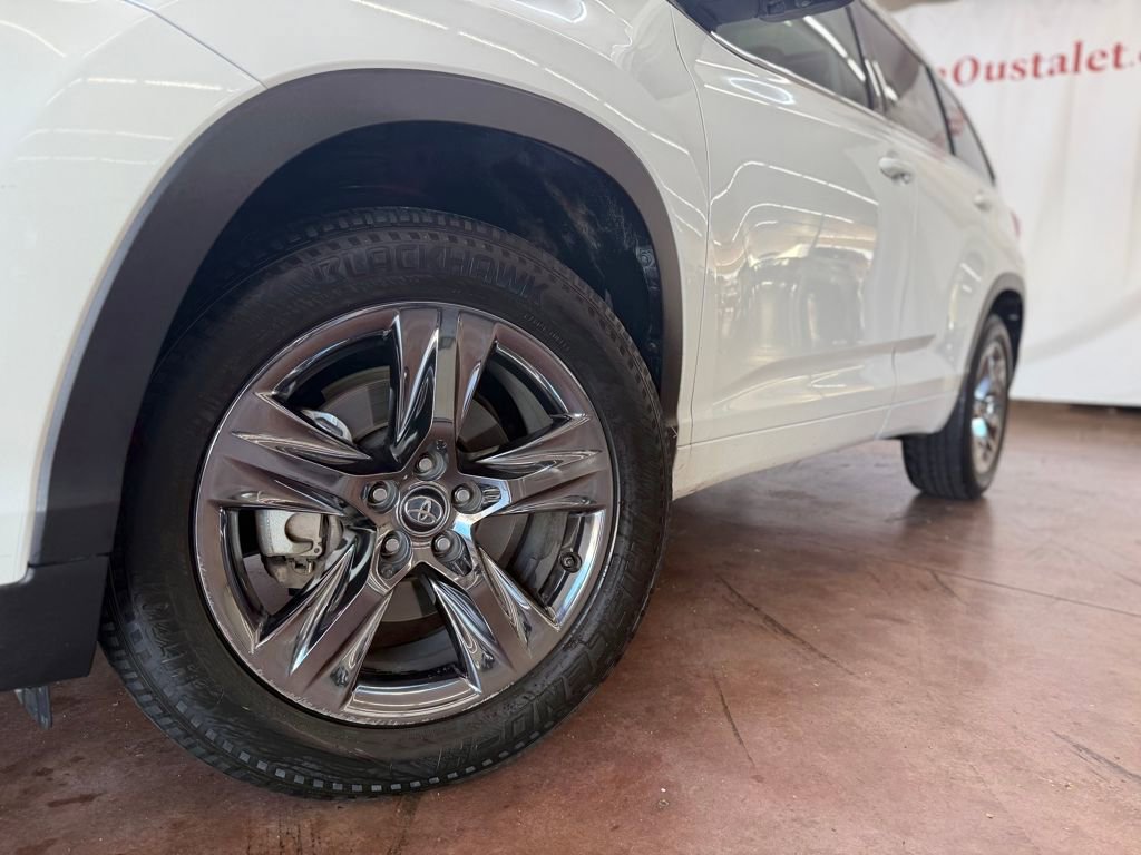 Used 2019 Toyota Highlander Limited Platinum image 21