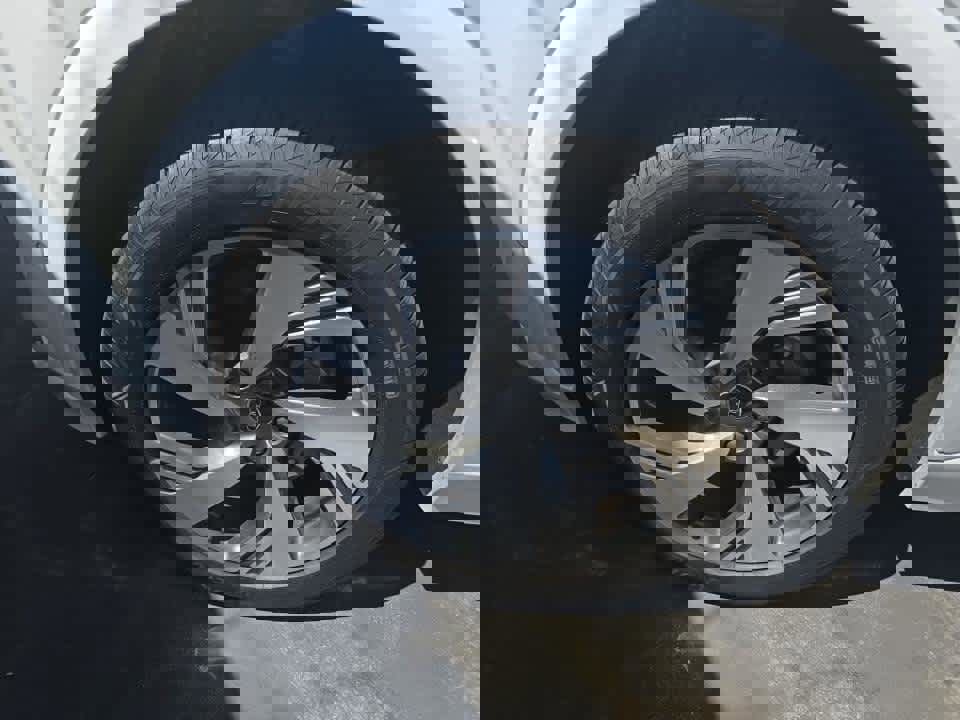 Used 2025 Audi Q6 e-tron Premium Plus w/ Premium Plus image 4