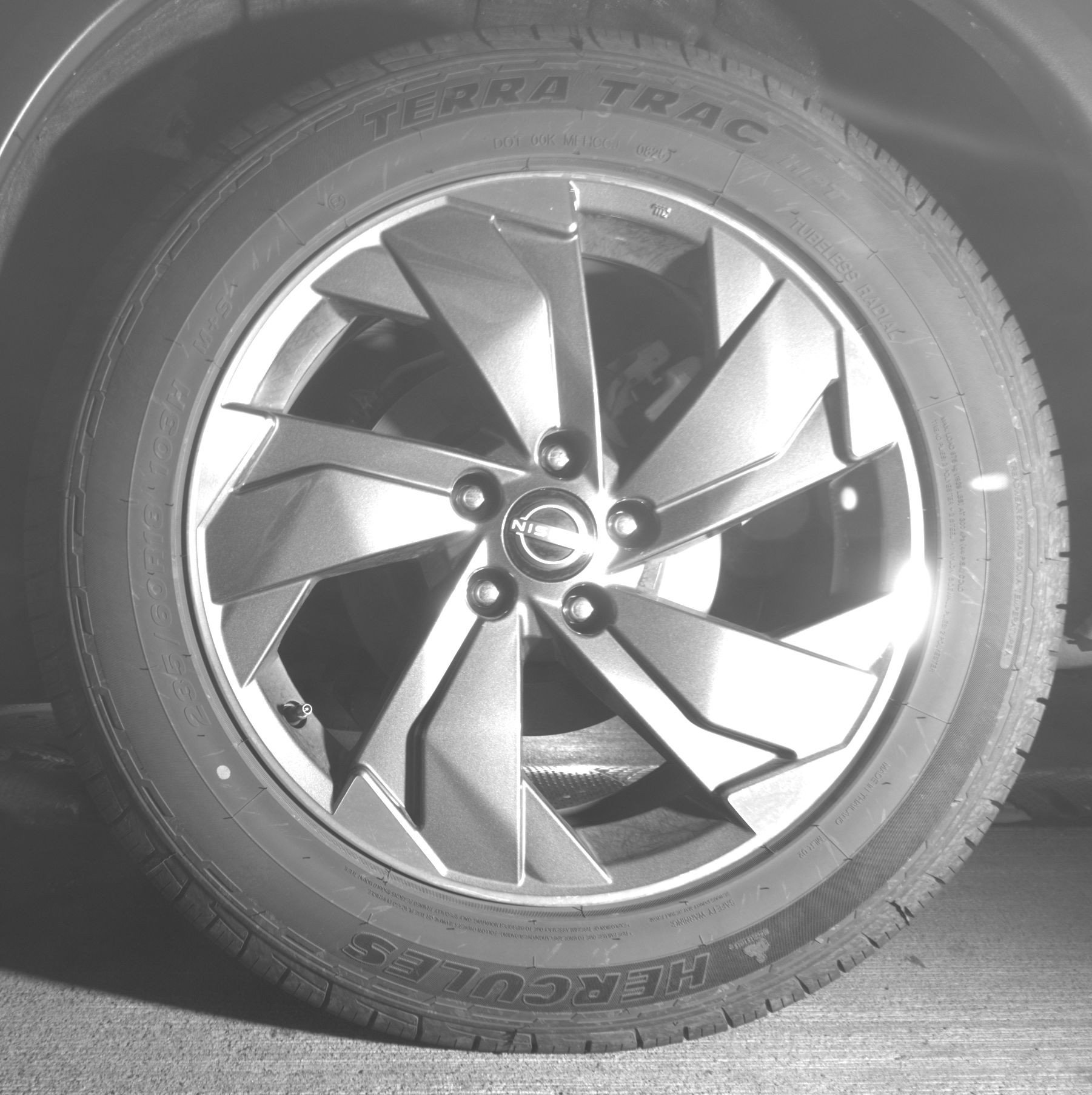 Used 2025 Nissan Rogue SV image 14