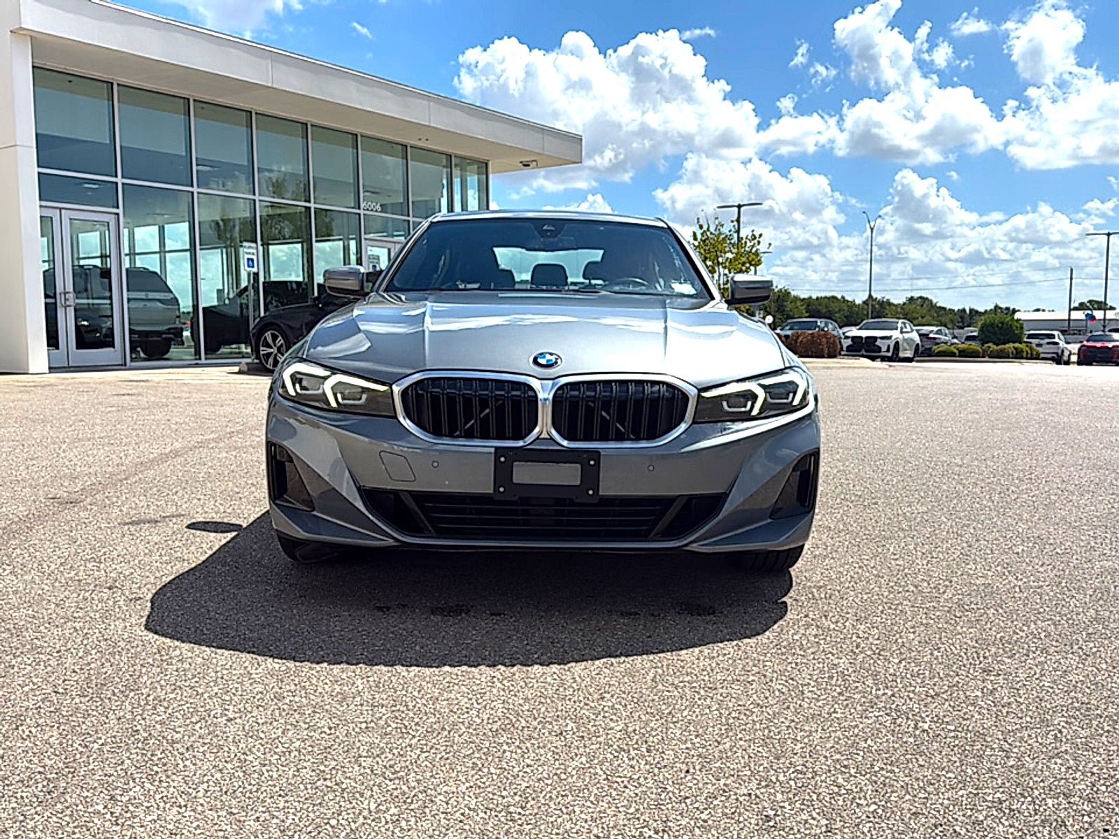 Used 2024 BMW 330i Sedan w/ Premium Package RWD image 2