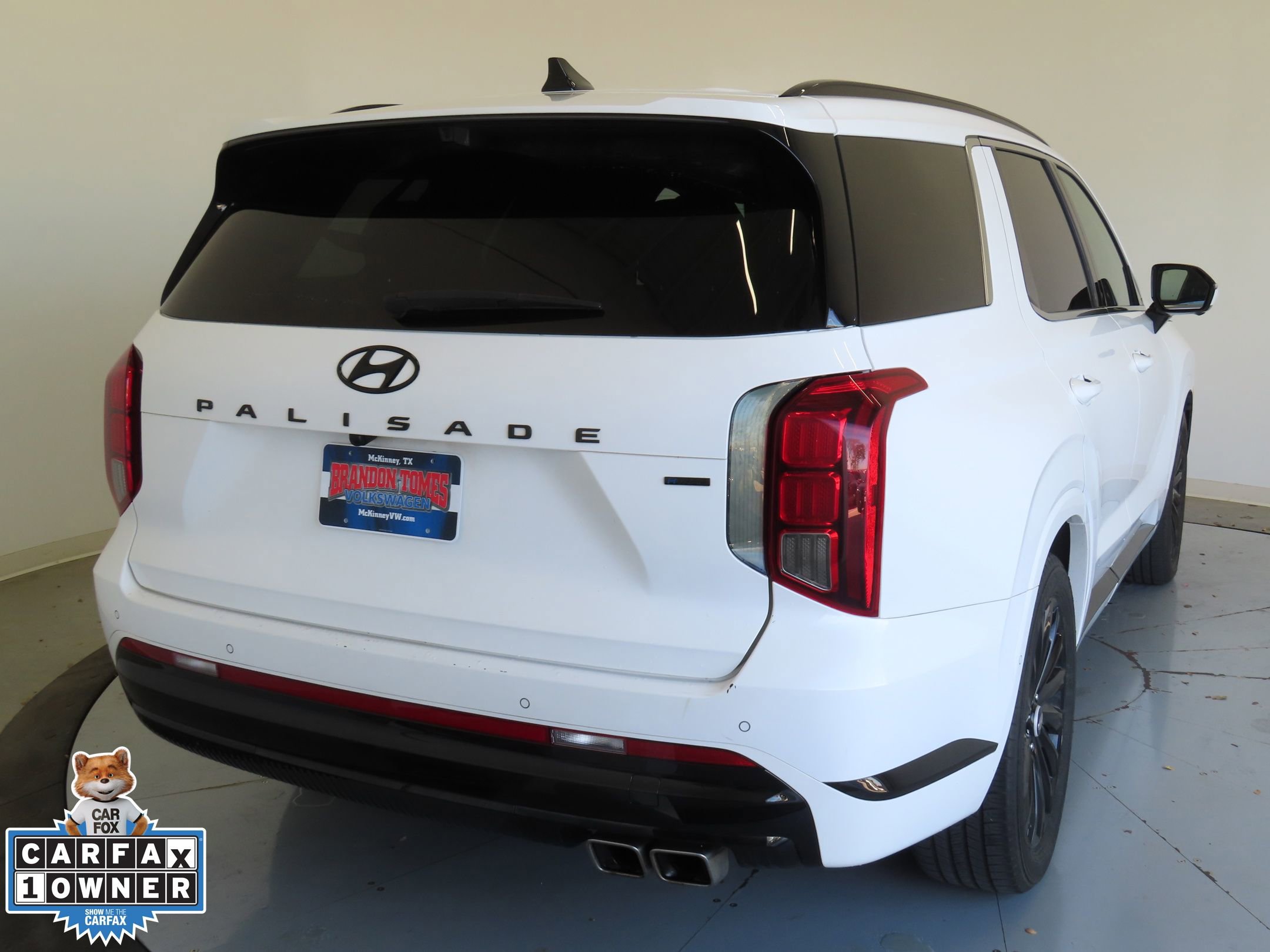 Used 2024 Hyundai Palisade Calligraphy image 4