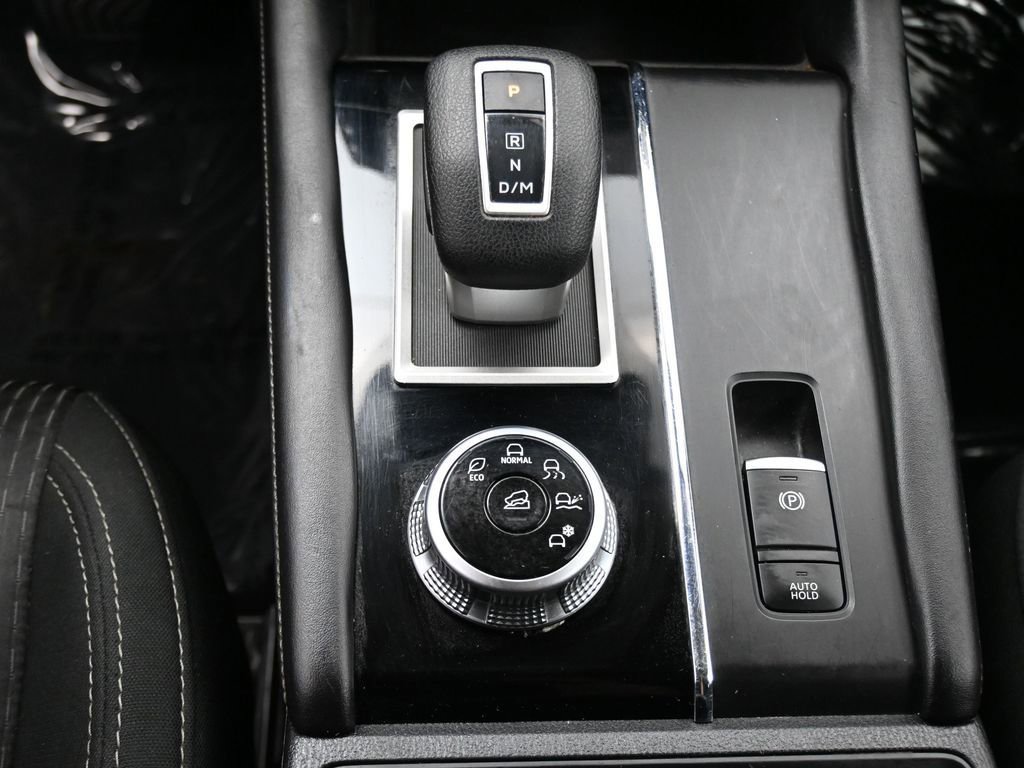 Used 2022 Mitsubishi Outlander ES image 11