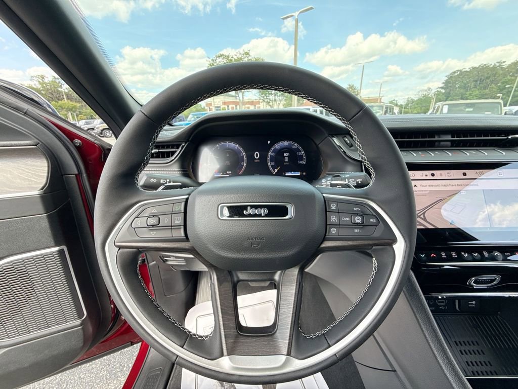 New 2026 Jeep Grand Cherokee L Limited AWD/4WD image 15