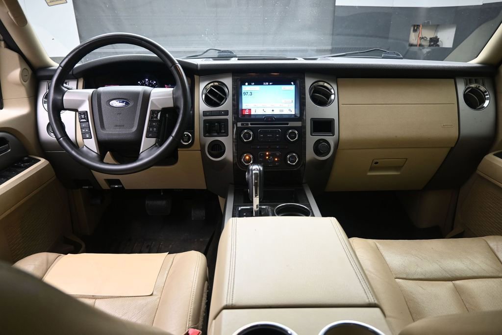 Used 2016 Ford Expedition EL Limited w/ Equipment Group 301A RWD image 9