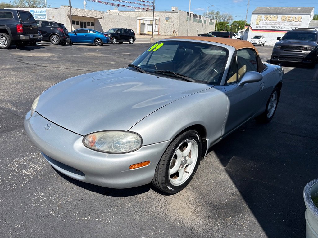 Used 1999 MAZDA MX-5 Miata RWD image 6
