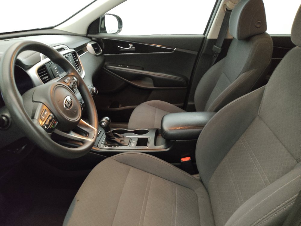 Used 2017 Kia Sorento AWD image 17