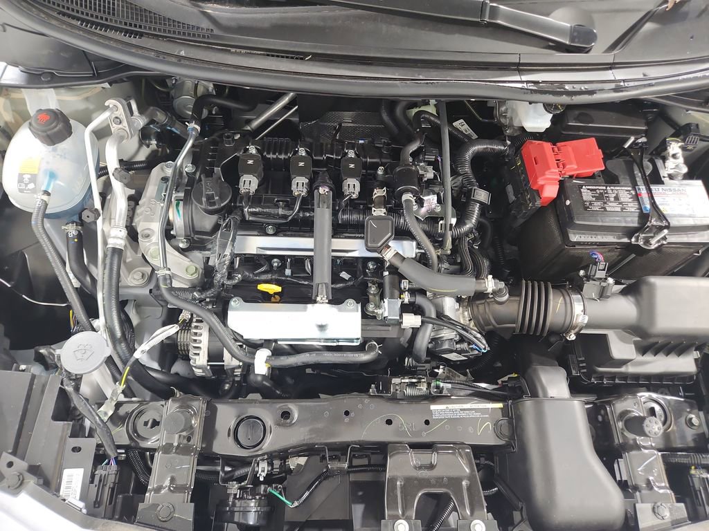 New 2025 Nissan Versa SR w/ Trunk Package FWD image 20